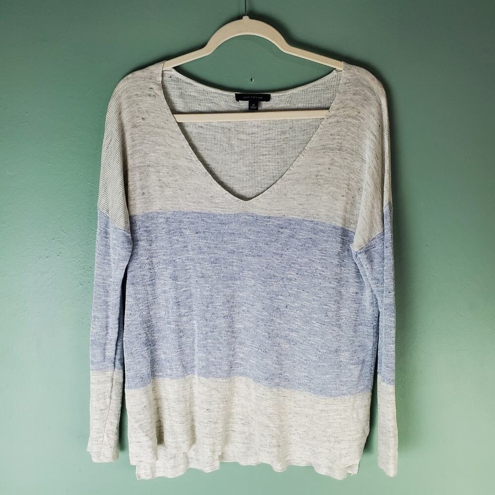 Ann Taylor Women's Heathered Gray Blue Lightweight Striped Sweater SIze Medium